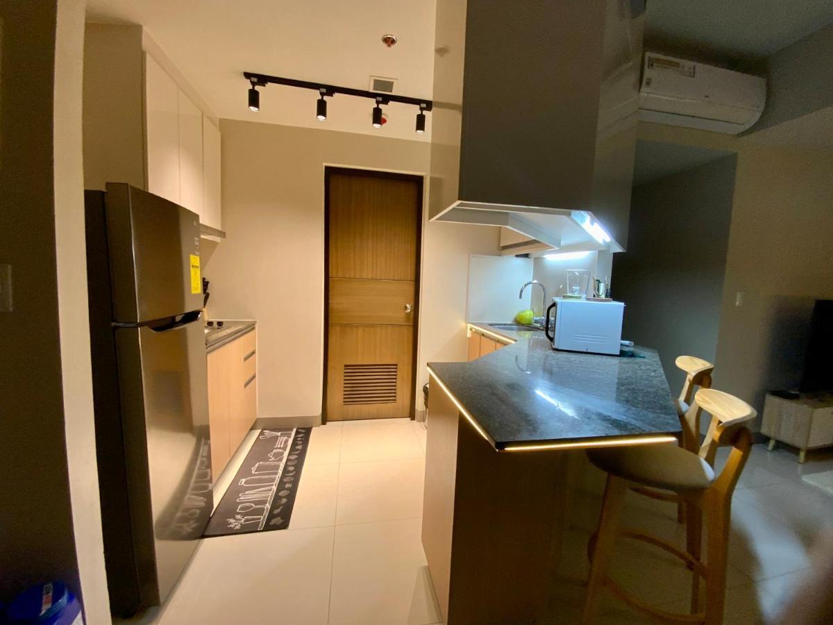 Classy 2Br Suite At Eastwood City With Pool And City Skyline View 马尼拉 外观 照片