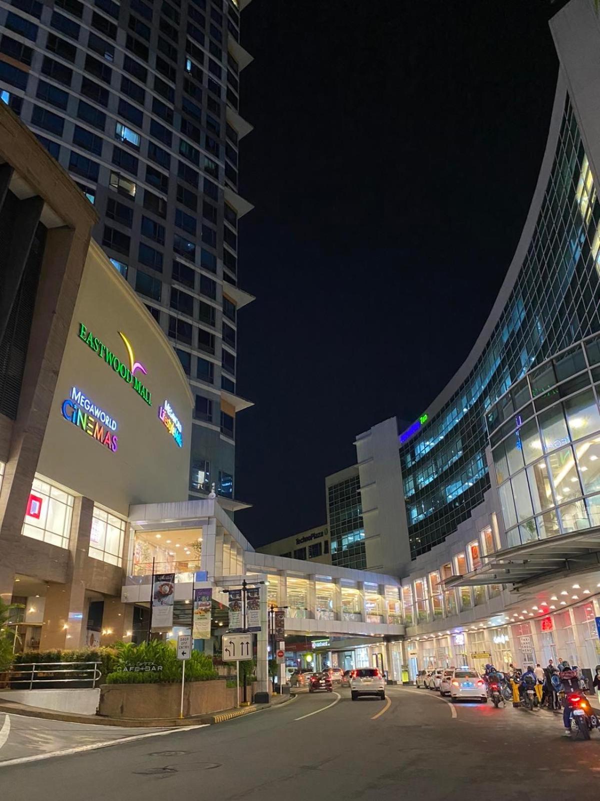 Classy 2Br Suite At Eastwood City With Pool And City Skyline View 马尼拉 外观 照片